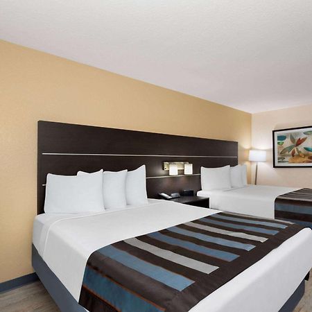Hotel Baymont By Wyndham Punta Gorda/Port Charlotte Exterior foto