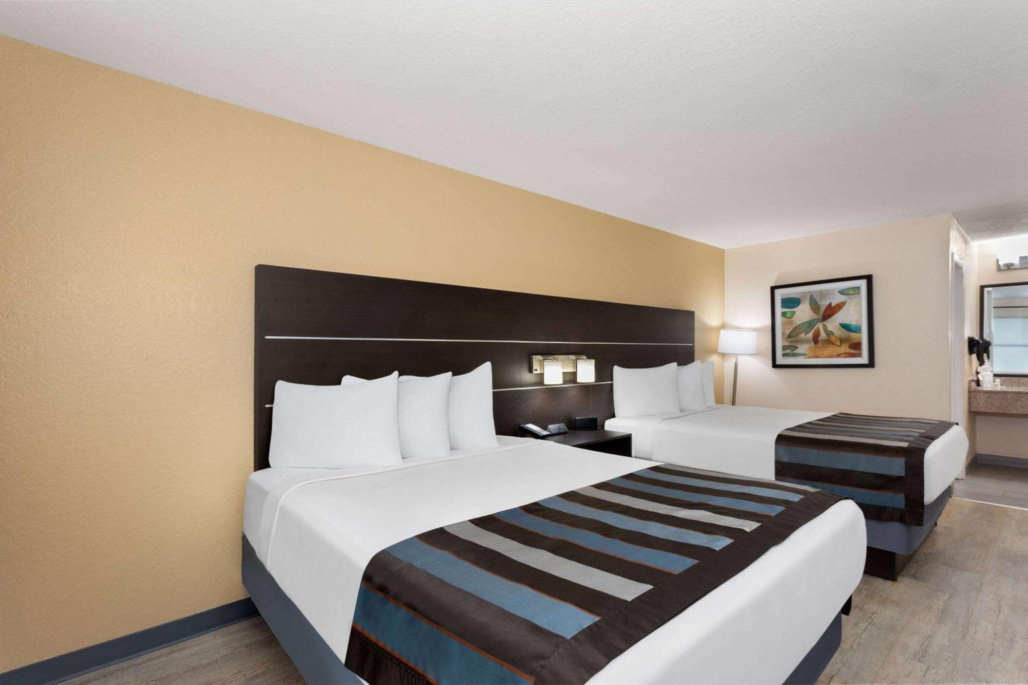 Hotel Baymont By Wyndham Punta Gorda/Port Charlotte Exterior foto