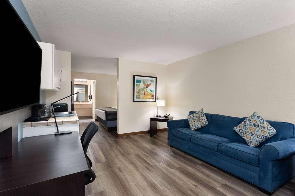 Hotel Baymont By Wyndham Punta Gorda/Port Charlotte Habitación foto