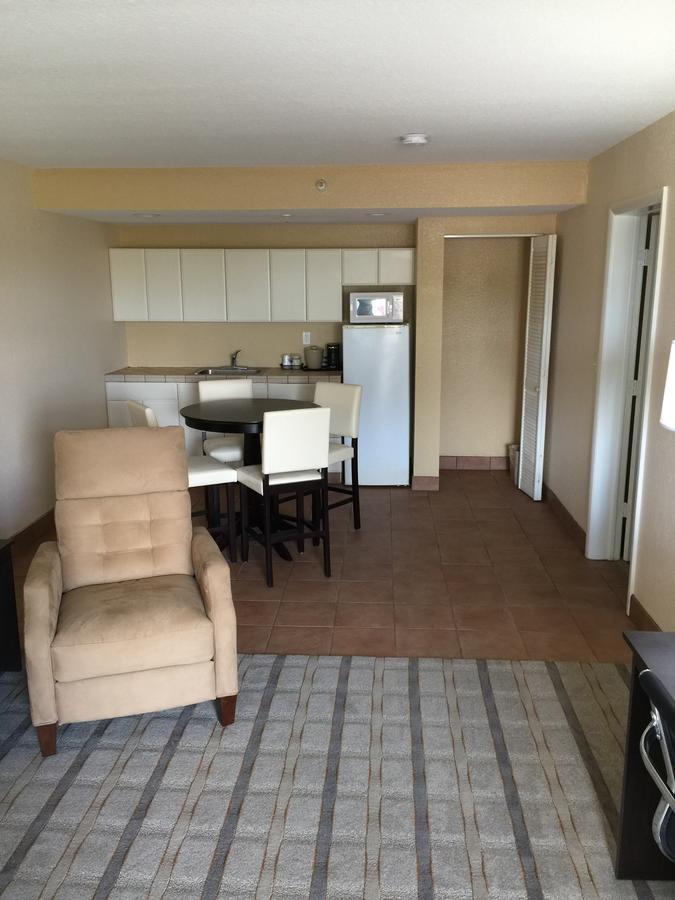 Hotel Baymont By Wyndham Punta Gorda/Port Charlotte Exterior foto