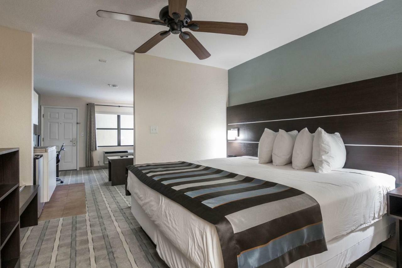 Hotel Baymont By Wyndham Punta Gorda/Port Charlotte Exterior foto