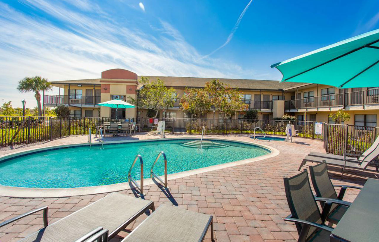 Hotel Baymont By Wyndham Punta Gorda/Port Charlotte Exterior foto